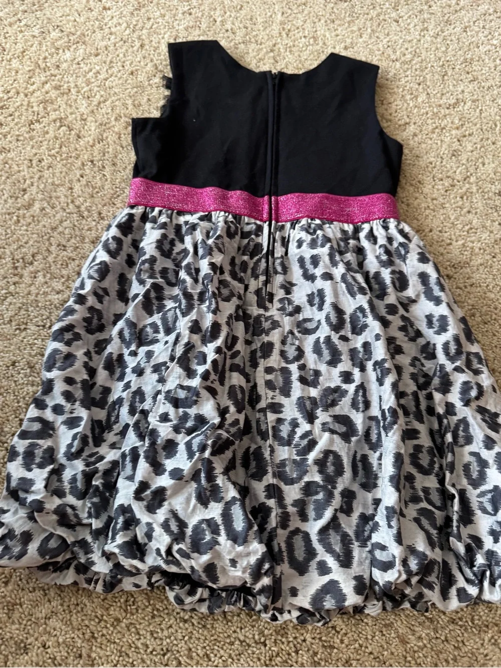 Girls leopard print dress 🐆